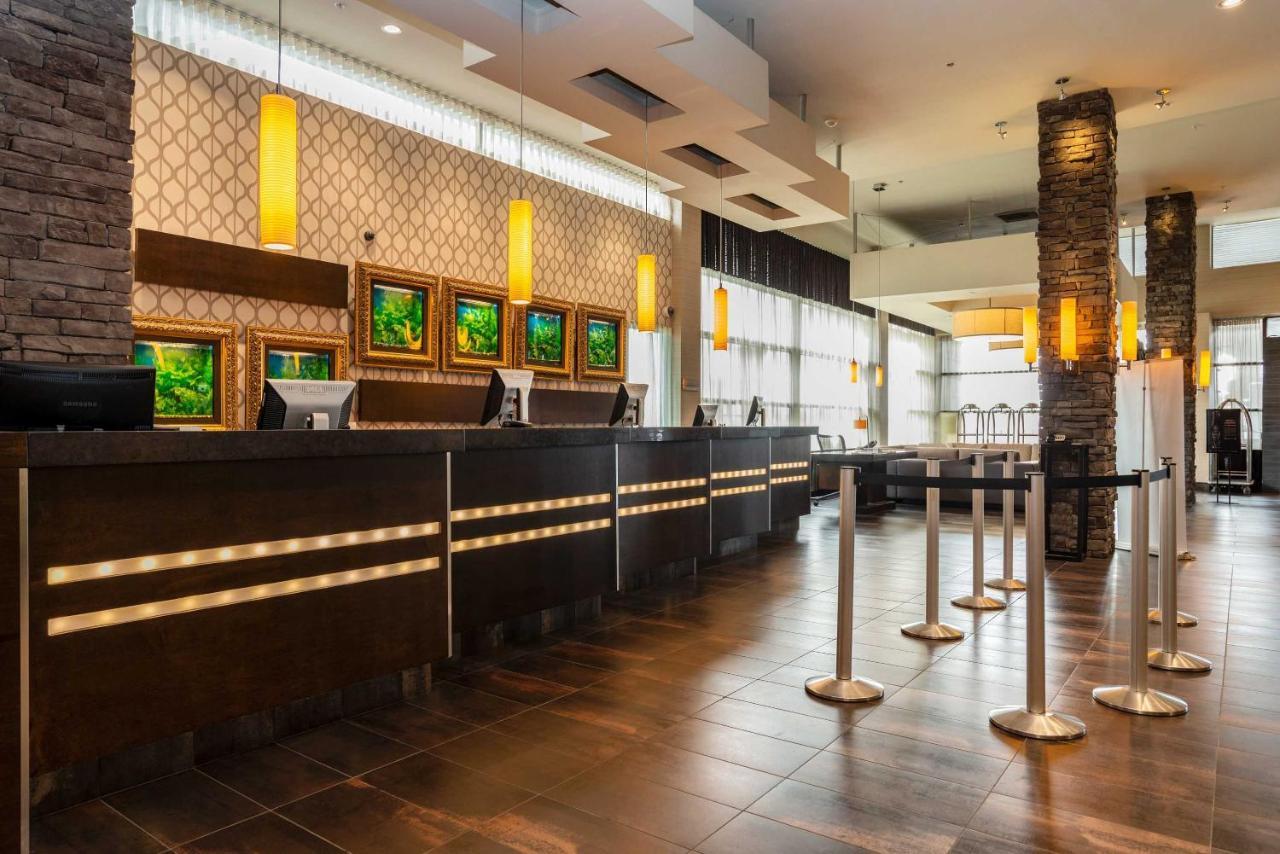 Sandman Signature Vancouver Airport Hotel & Resort Richmond Exteriör bild
