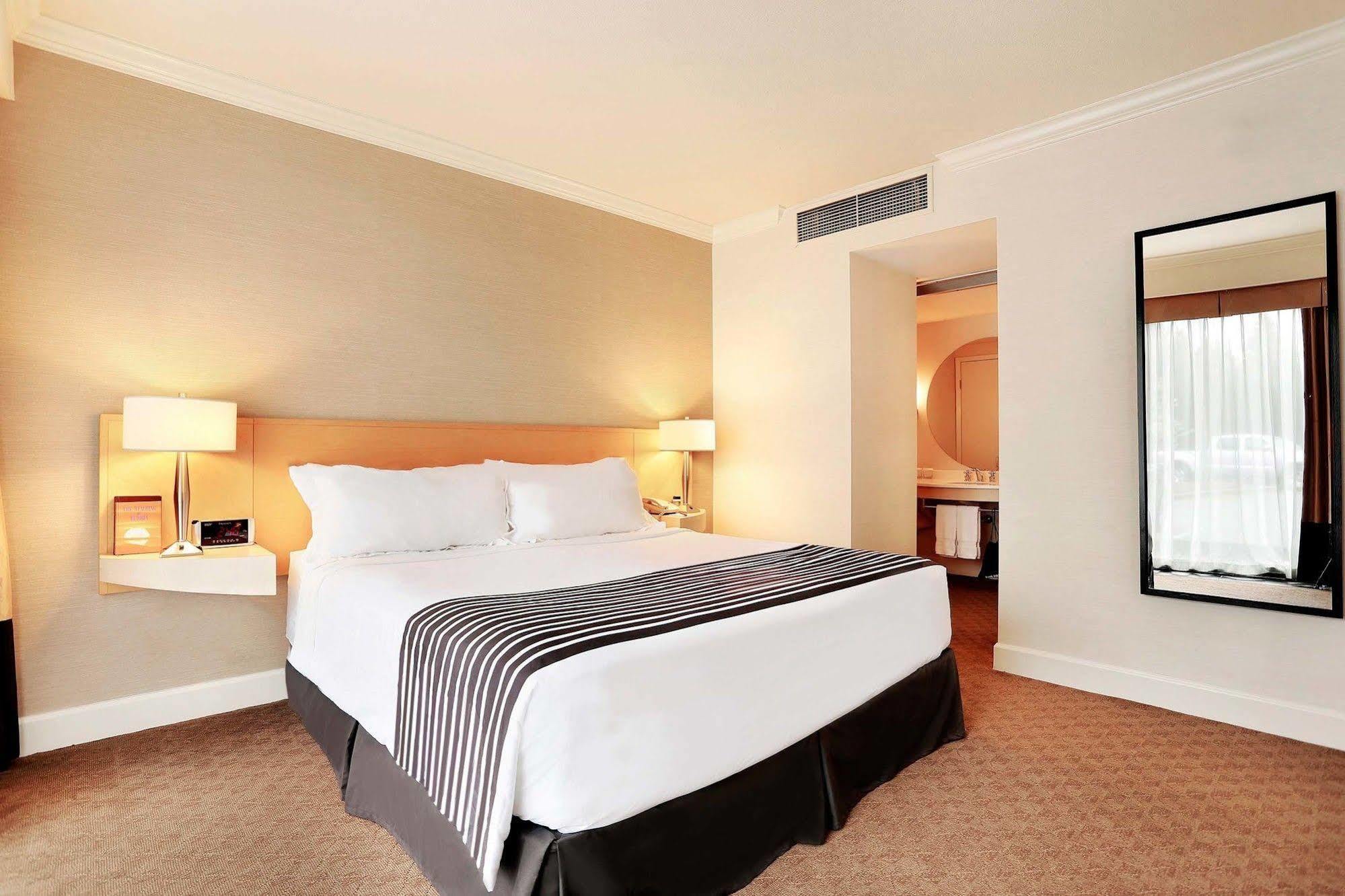 Sandman Signature Vancouver Airport Hotel & Resort Richmond Exteriör bild