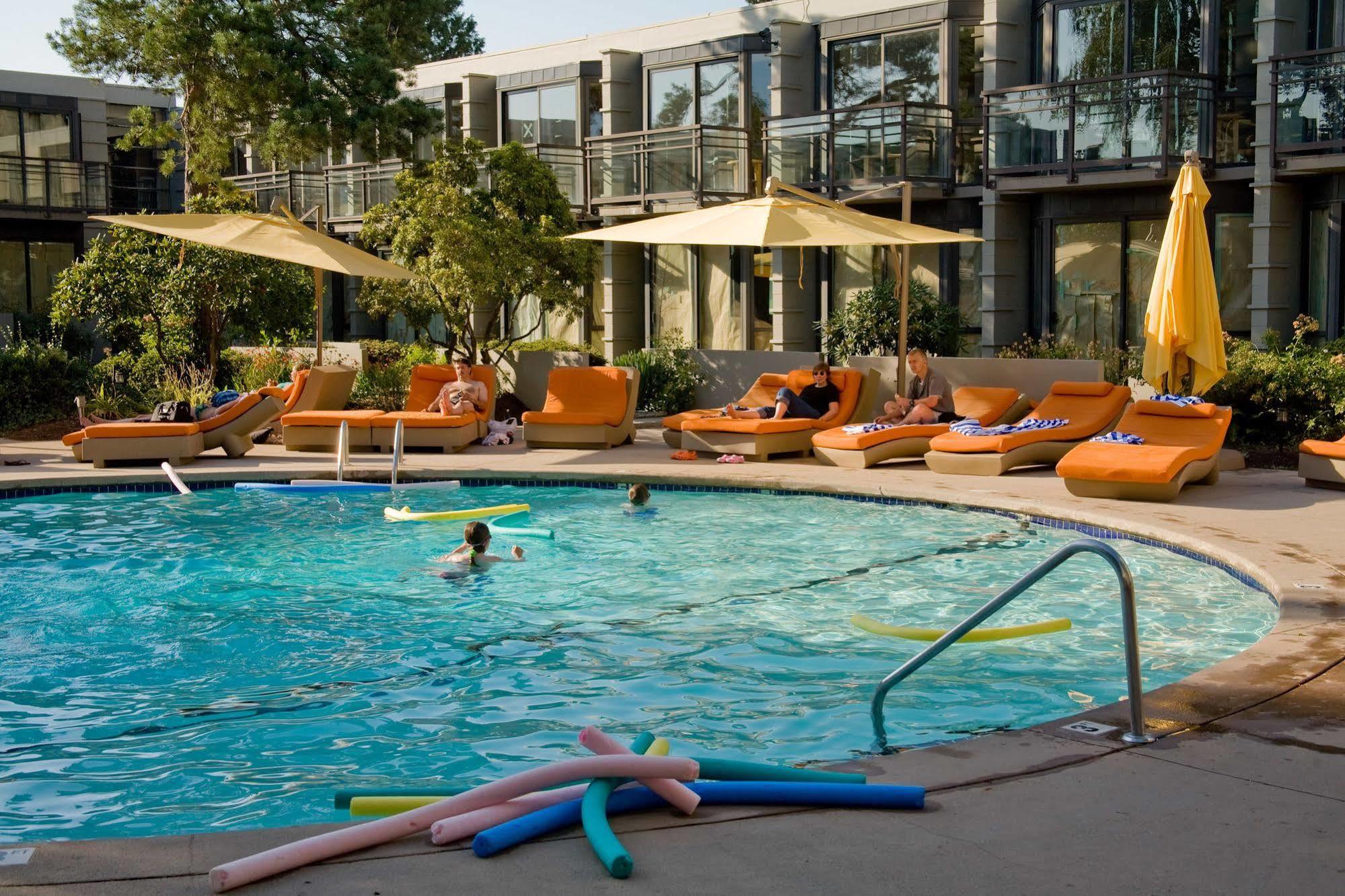 Sandman Signature Vancouver Airport Hotel & Resort Richmond Exteriör bild